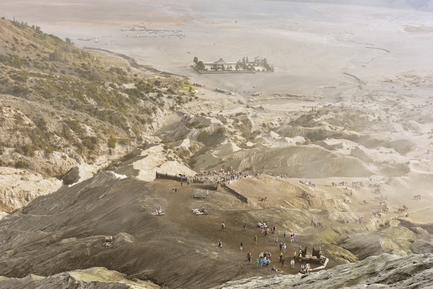 Turistas en el Monte Bromo