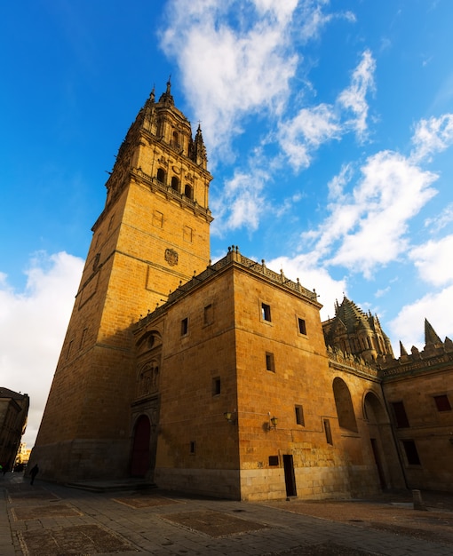 Turm der Kathedrale in Salamanca