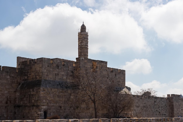 Turm und Mauern der Altstadt von Jerusalem