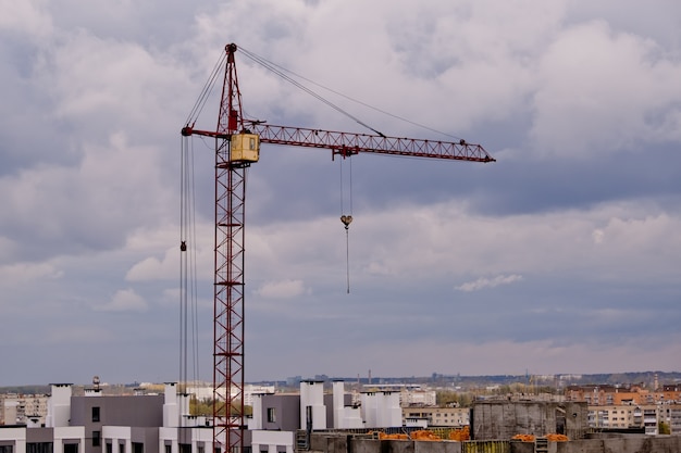 Turmkran auf einer Baustelle