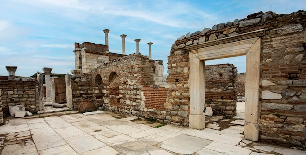 Foto turquia igreja de efeso senjan saint jean foto conceitual de viagem