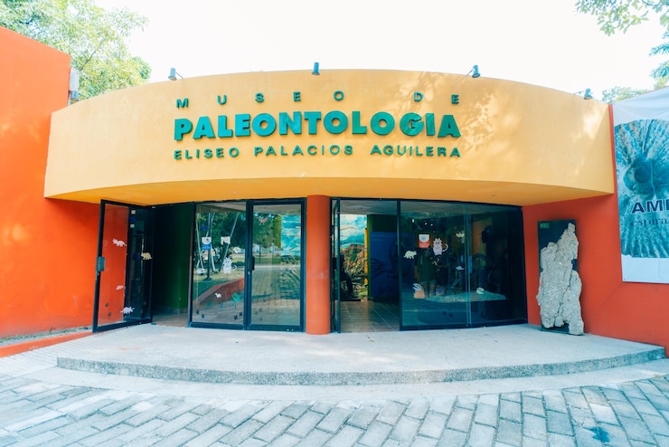 Foto tuxtla, méxico, 2 de maio de 2023 museu de paleontologia