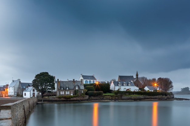 Typisches Bretagne-Dorf onn Insel, Bretagne, Frankreich