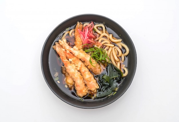 Udon macarrão com camarão tempura