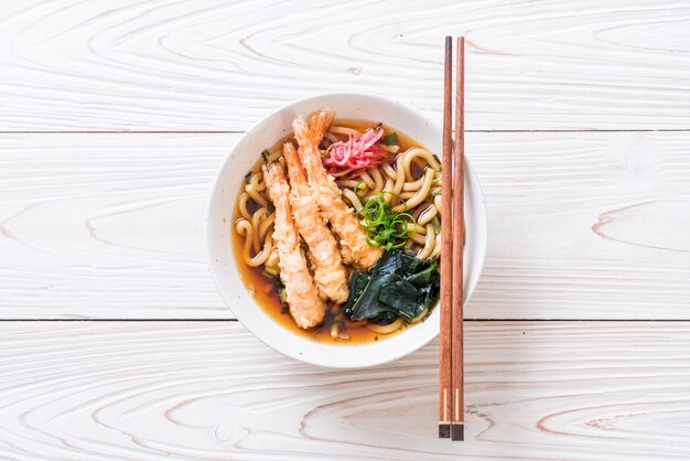 udon ramen fideos con gambas tempura