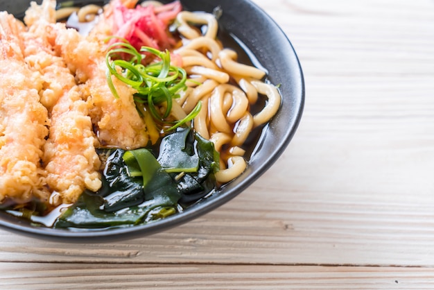 udon ramen fideos con gambas tempura