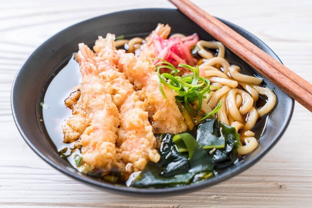 udon ramen fideos con gambas tempura