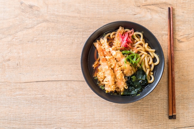 udon ramen fideos con gambas tempura