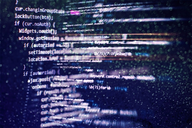 Überwachen Sie die Nahaufnahme des Funktionsquellcodes. Schreiben von Programmierfunktionen auf dem Laptop. Big Data und Internet der Dinge sind im Trend.