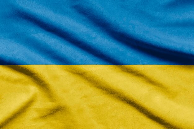 Ukraine-Flagge aus gewelltem Stoff