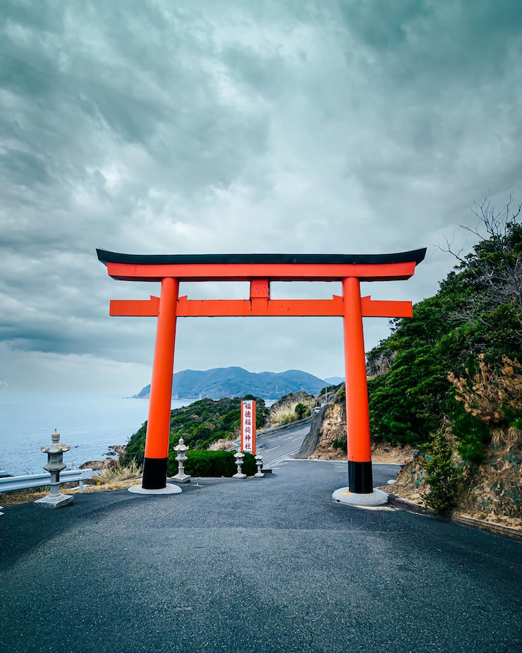 Foto um belo santuário do japão.