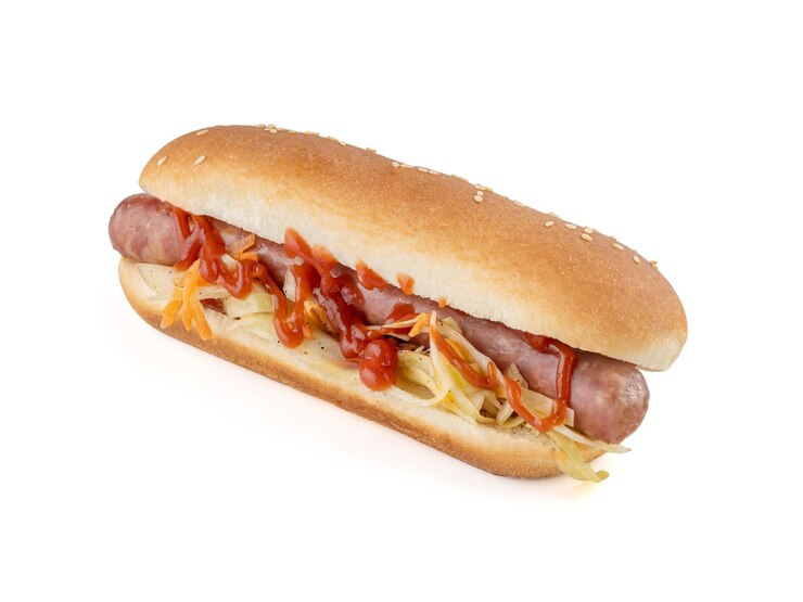 Foto um cachorro-quente com um pão que tem a letra r nele