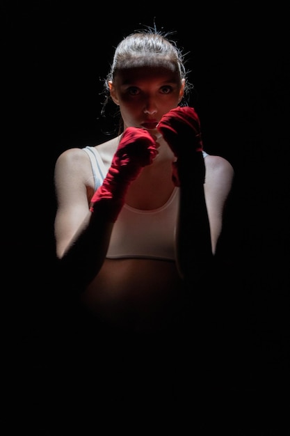 Um esporte de força extrema para mulheres. Disciplina desportiva.