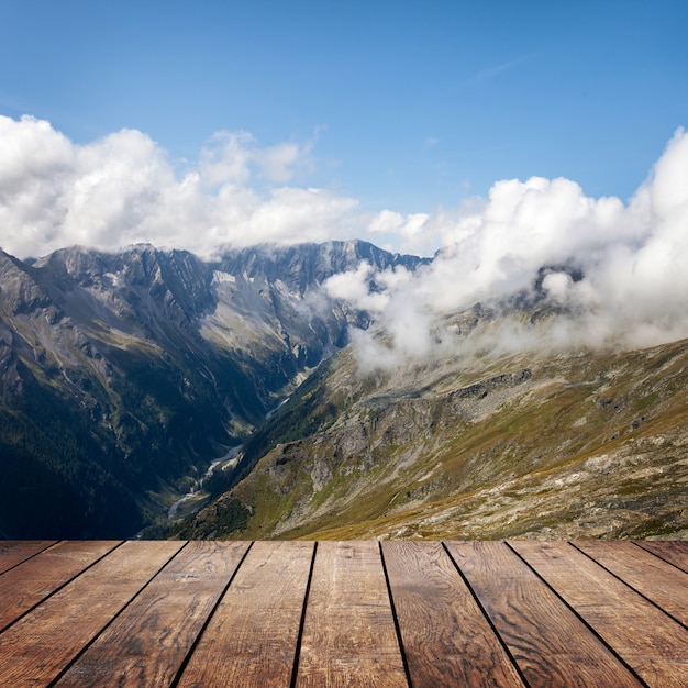 Foto um panorama de fundos com montanhas na áustria