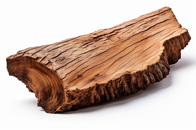 um pedaço de madeira que é cortado