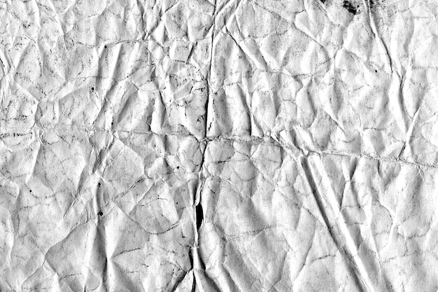 um pedaço de papel branco com um número de letras nele
