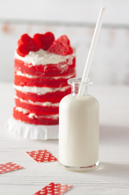 Bolo veludo vermelho com cream cheese - BOLO RED VELVET