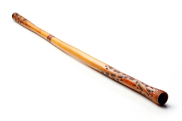 Um único didgeridoo isolado em fundo branco