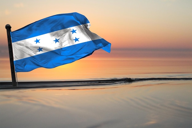 Uma bandeira nacional do país de honduras em um segundo plano