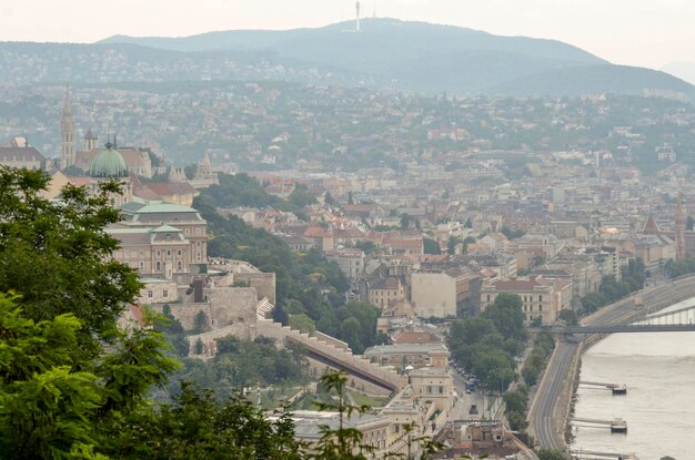 Uma bela vista da cidade de Budapeste localizada na Hungria