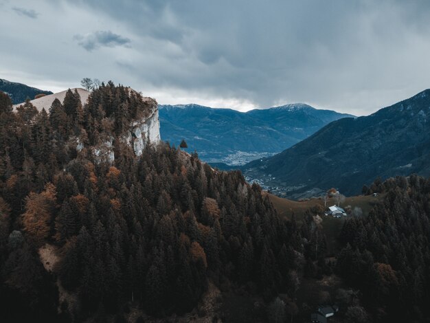 Uma bela vista da prave em vallecamonica