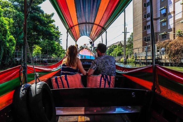 Uma bela vista do barco de cauda longa em Bangkok Tailândia