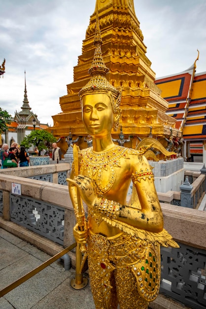 Uma bela vista do Grande Palácio do Templo Wat Phra Kaew em Bangkok Tailândia