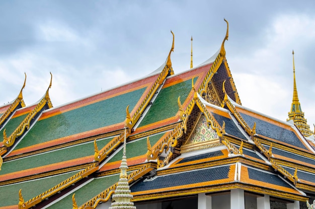 Uma bela vista do Grande Palácio do Templo Wat Phra Kaew em Bangkok Tailândia