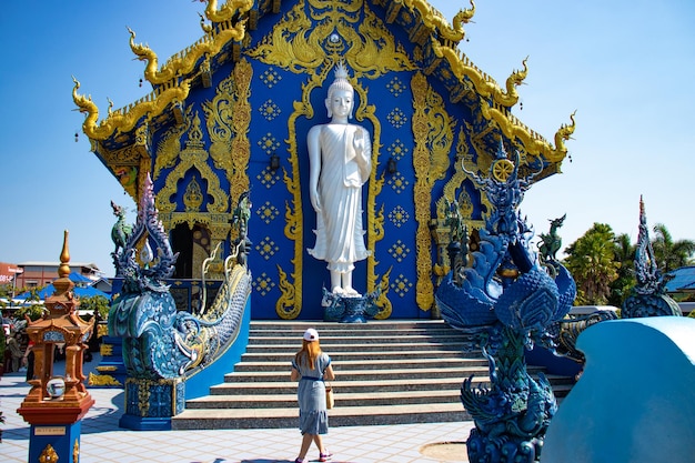 Uma bela vista do Templo Azul localizado em Chiang Rai Tailândia