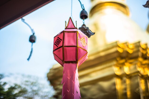 Uma bela vista do templo budista localizado em Chiang Mai Tailândia