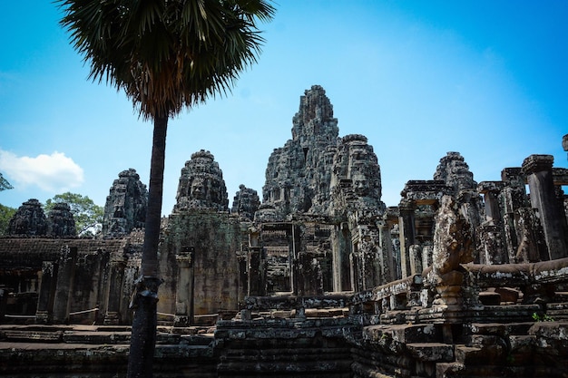 Uma bela vista do Templo de Angkor Wat localizado em Siem Reap Camboja