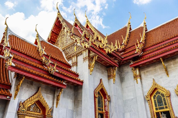 Uma bela vista do Templo de Mármore localizado em Bangkok Tailândia