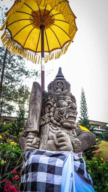 Uma bela vista do templo Pura Tirta Empul localizado em Bali Indonésia