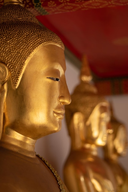 Uma bela vista do templo Wat Pho localizado em Bangkok Tailândia