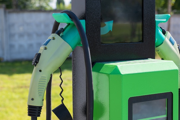 Uma estação de carregamento de carro elétrico, foto em close