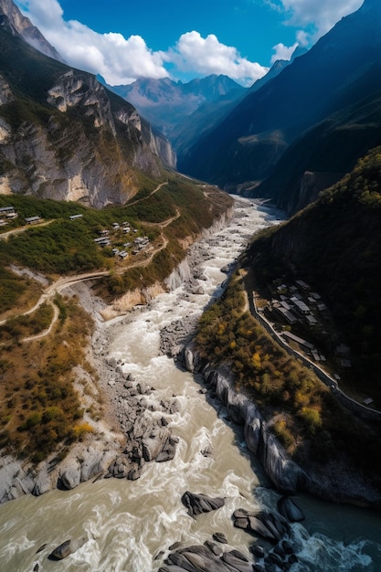 Uma estrada de montanha é visível à distância.