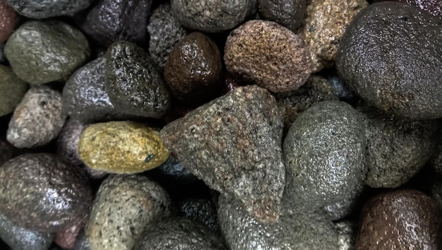 Uma foto de fundo de uma pequena pilha de pedras, uma foto que é muito adequada como fundo