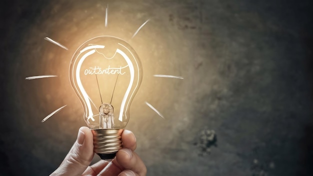 Uma lâmpada brilhante excepcional diferentes conceitos de ideia de criatividade de negócios