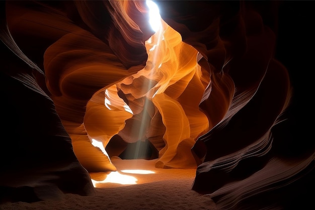 Uma luz brilha através das paredes do desfiladeiro do antílope canyon.