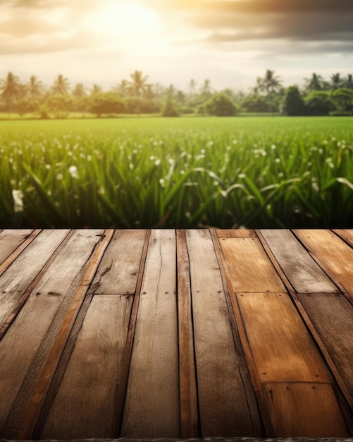 Foto uma mesa de madeira em frente a um campo com fundo verde.