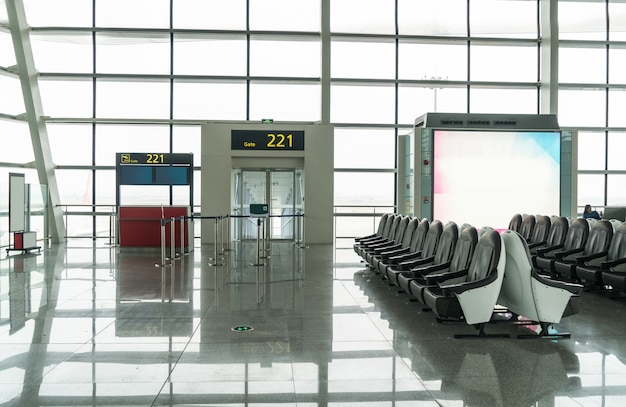 Foto uma nova sala de embarque no aeroporto
