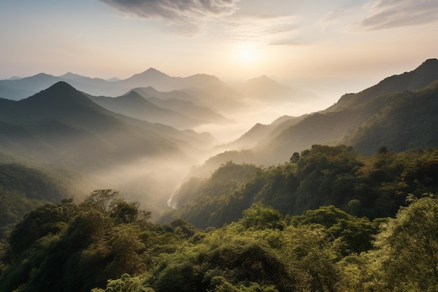 Uma paisagem de montanhas com um pôr do sol ao fundo