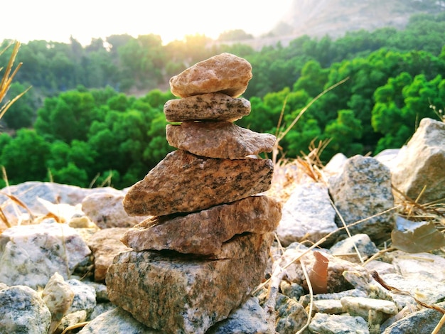 Foto uma pilha de pedras.