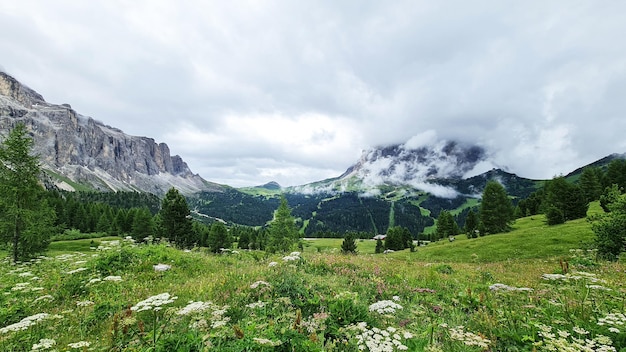 Uma visão das dolomitas das dolomitas