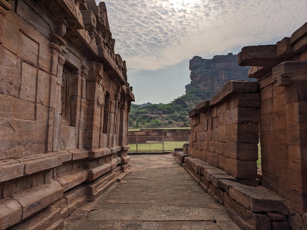 Uma vista das ruínas do templo do templo do sol.