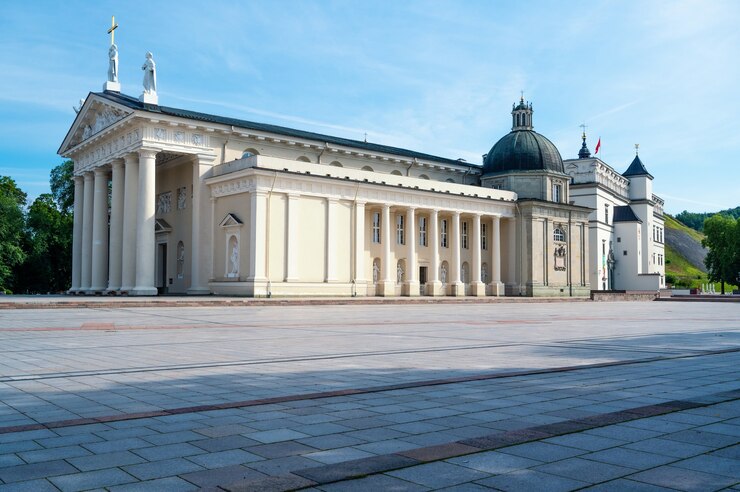 Foto uma vista maravilhosa da catedral de vilnius