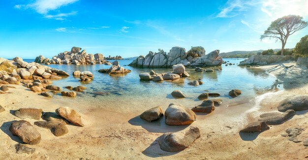 Uma vista notável das praias de Palombaggia e Tamaricciu