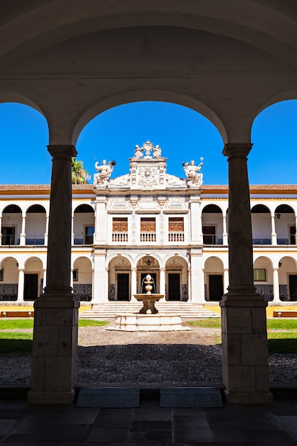 Universidad de evora