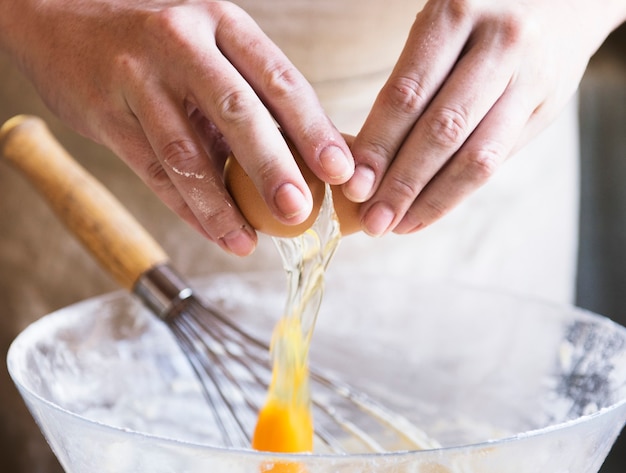 Unordentlich beim Backen in der Küche