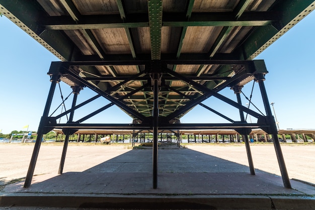 Foto unter der pierbrücke